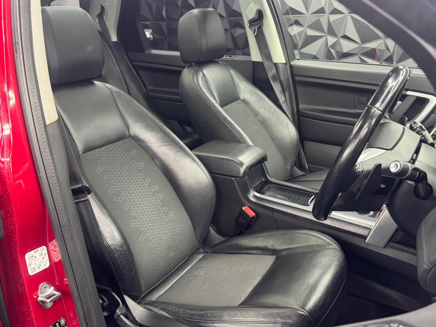 Used Land Rover Discovery Sport 2017 for sale - 77612188: Photo 25