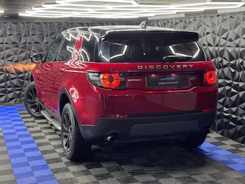Used Land Rover Discovery Sport 2017 for sale - 77612188: Photo