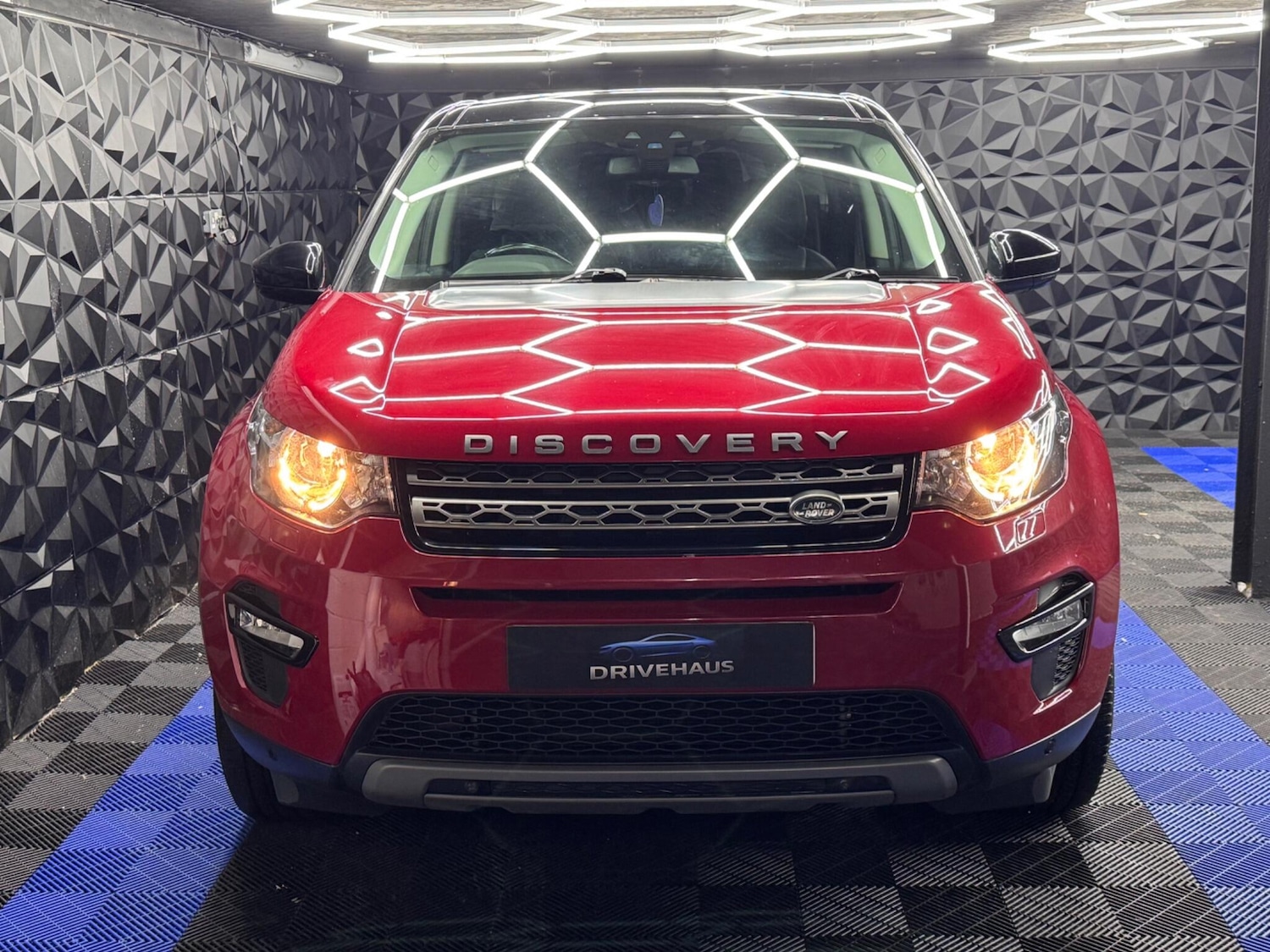 Used Land Rover Discovery Sport 2017 for sale - 77612188: Photo 9