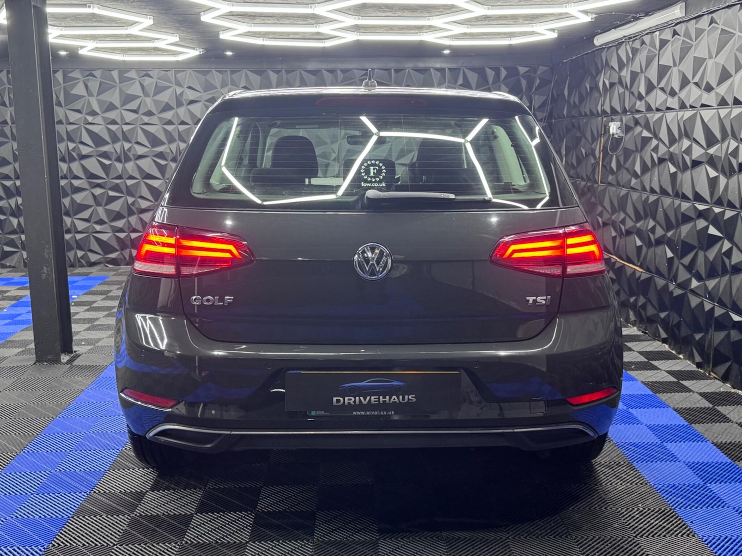 Used Volkswagen Golf 2017 for sale - 76607868: Photo 15