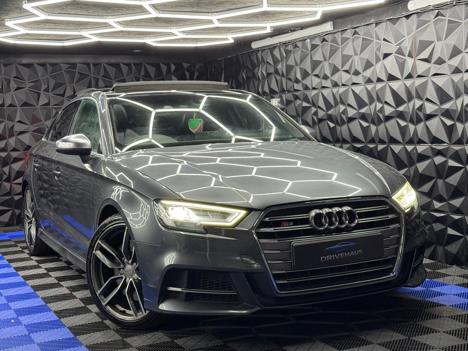Used Audi S3 2016 for sale - 76020924: Photo 1