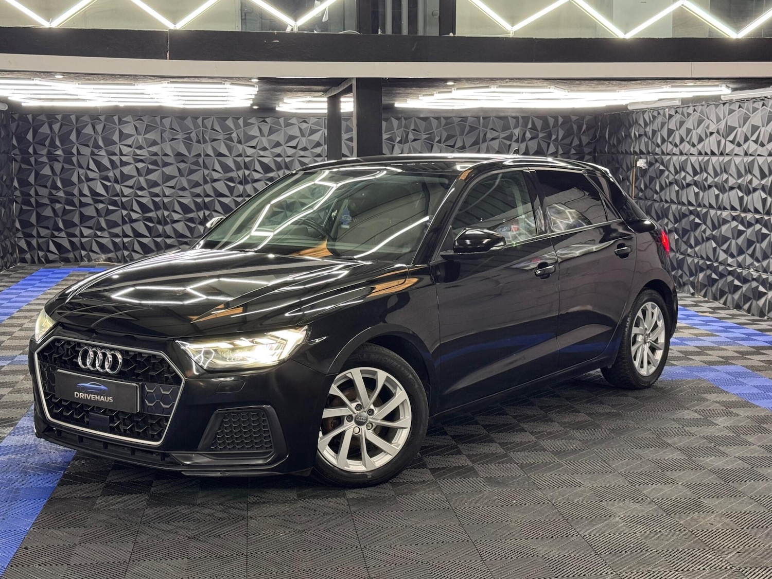 Used Audi A1 for sale - 77993494: Photo 13