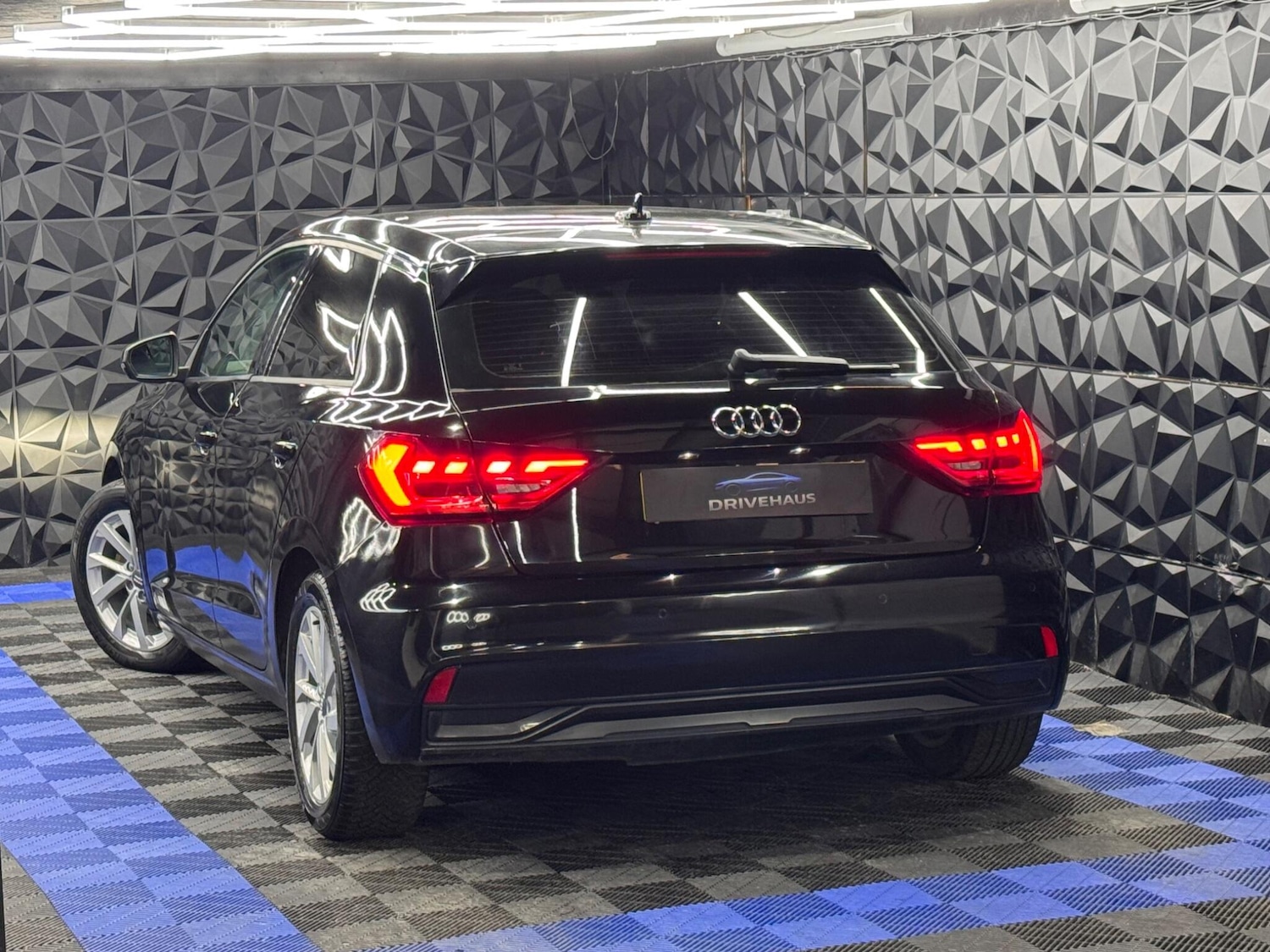 Used Audi A1 for sale - 77993494: Photo 22