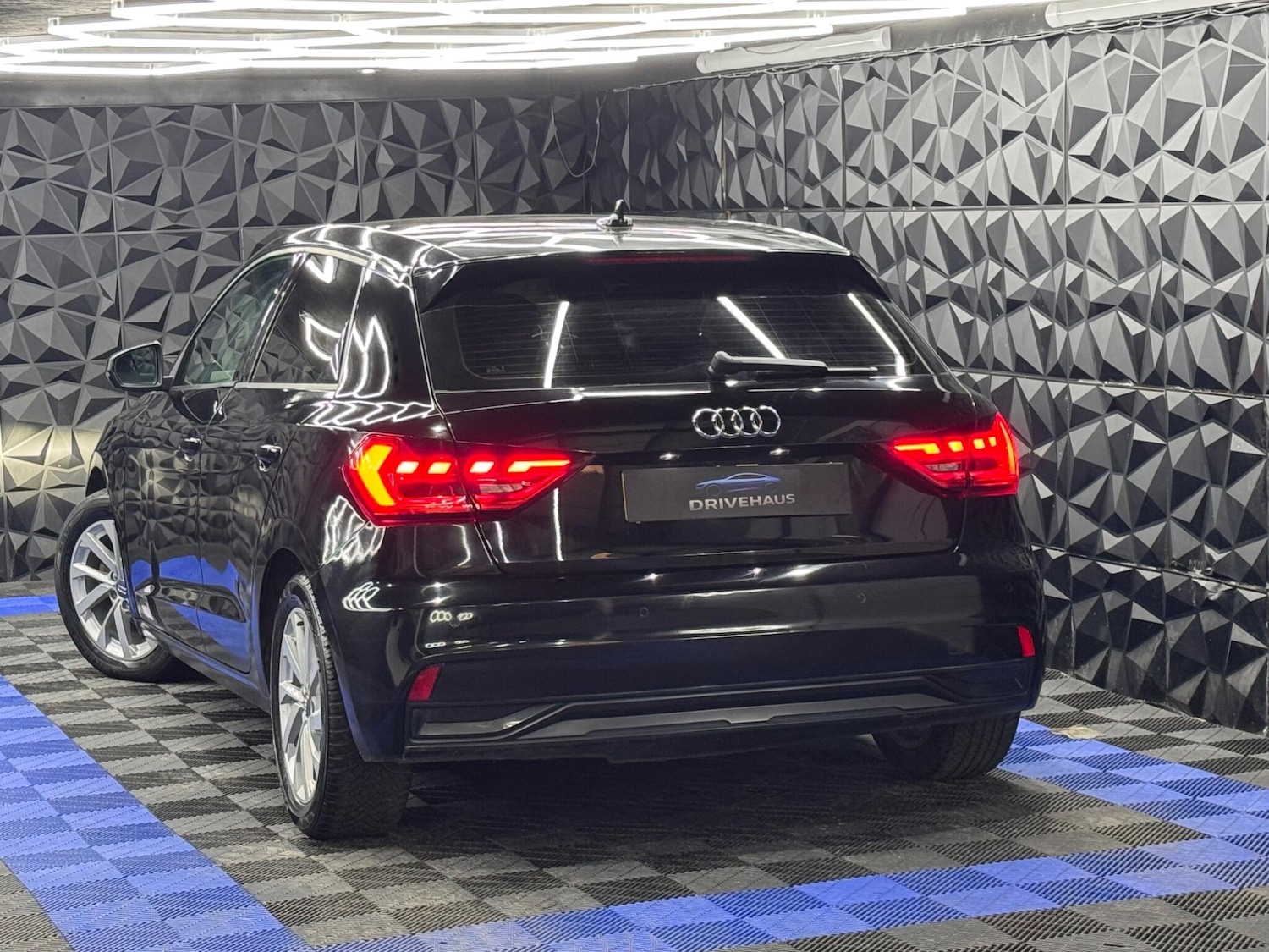 Used Audi A1 for sale - 77993494: Photo 23