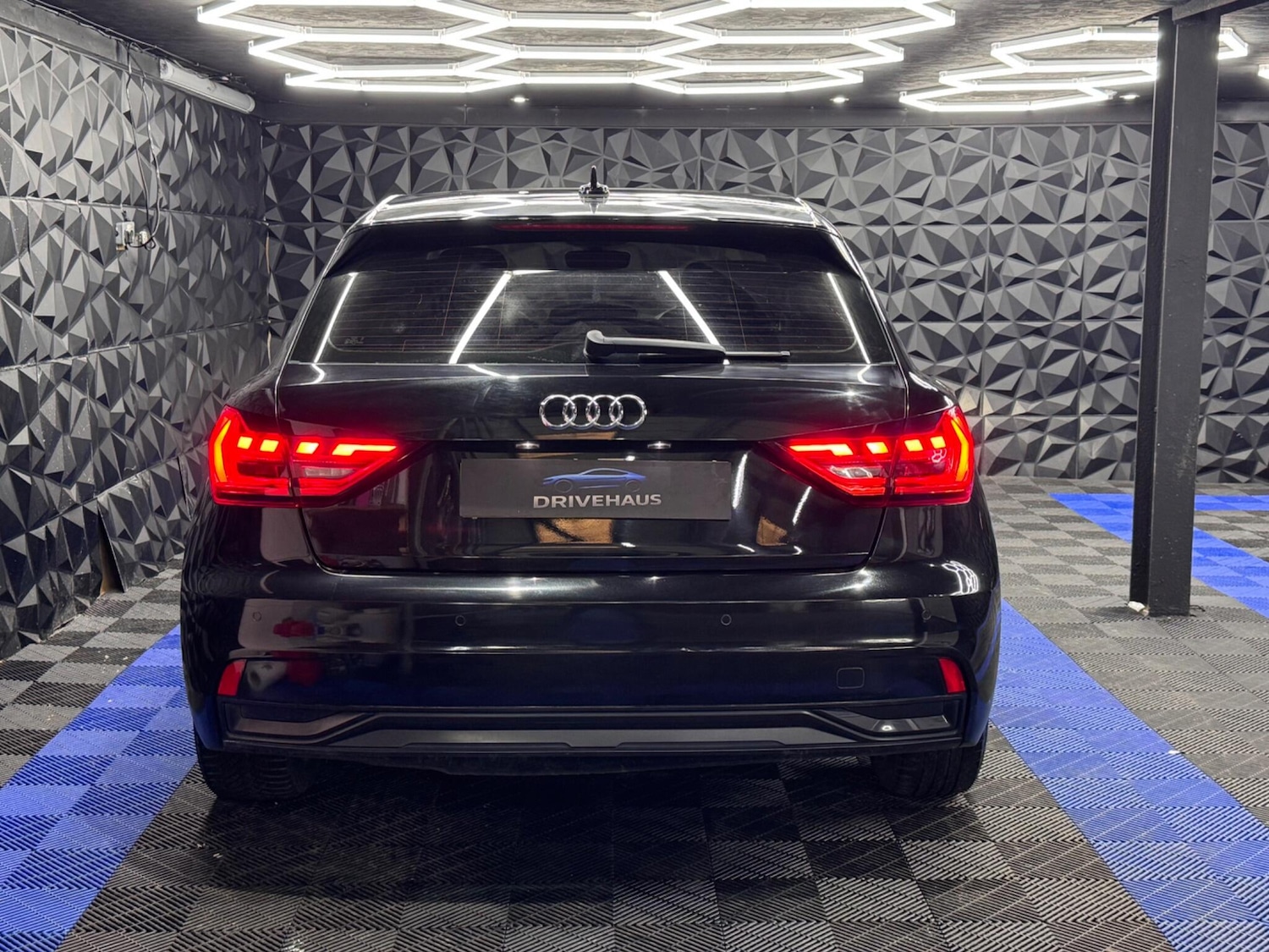 Used Audi A1 for sale - 77993494: Photo 25