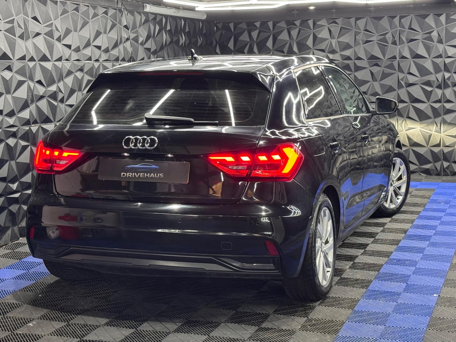 Used Audi A1 for sale - 77993494: Photo 30