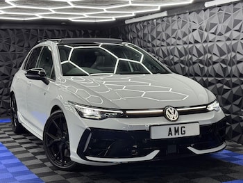 2025 (25) - 2.0 TSI R Black Edition DSG 4Motion Euro 6 (s/s) 5dr
