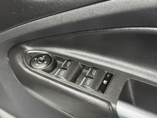 Used Ford Kuga 2016 for sale - 75564260: Photo 38