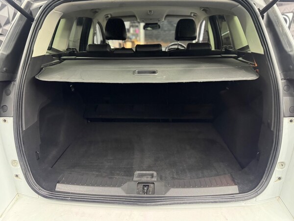 Used Ford Kuga 2016 for sale - 75564260: Photo 46