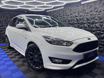 Used Ford Focus 2017 for sale - 76440519: Photo