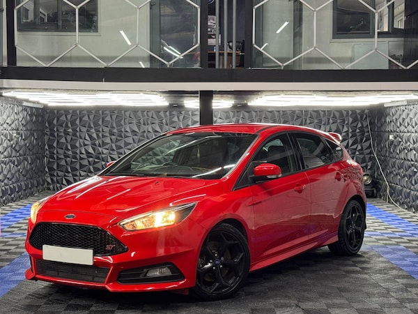Used Ford Focus 2015 for sale - 75492643: Photo 3