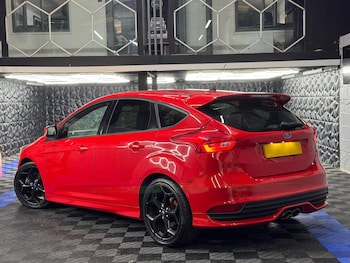 Used Ford Focus 2015 for sale - 75492643: Photo