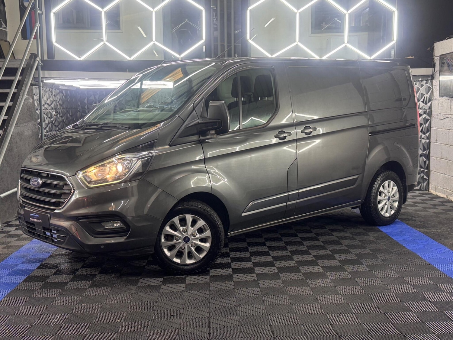 Used Ford Transit Custom 2020 for sale - 77538664: Photo 10