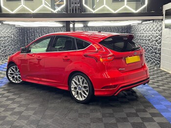 Used Ford Focus 2015 for sale - 77290916: Photo