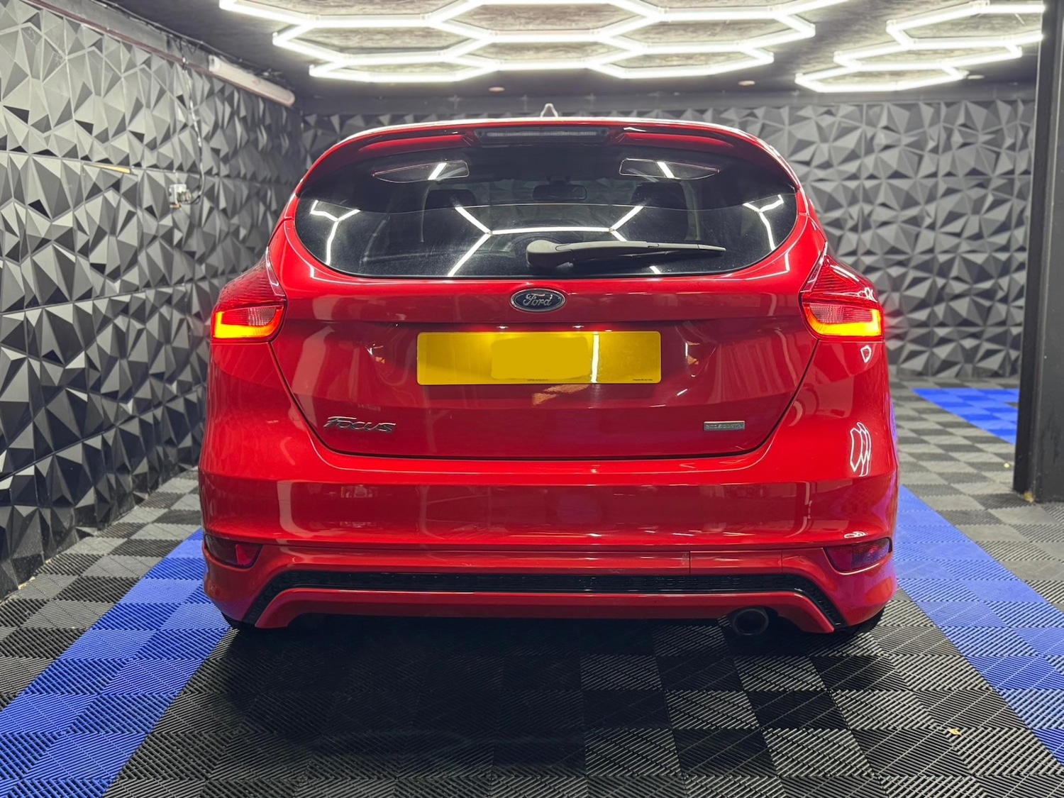 Used Ford Focus 2015 for sale - 77290916: Photo 5