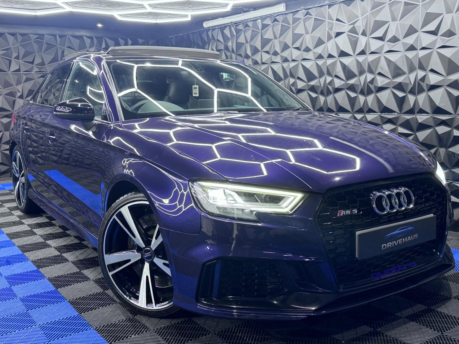 Used Audi RS3 for sale - 76671315: Photo 1