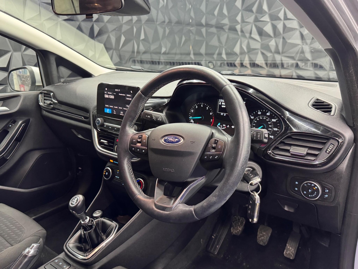 Used Ford Fiesta 2017 for sale - 77029505: Photo 28