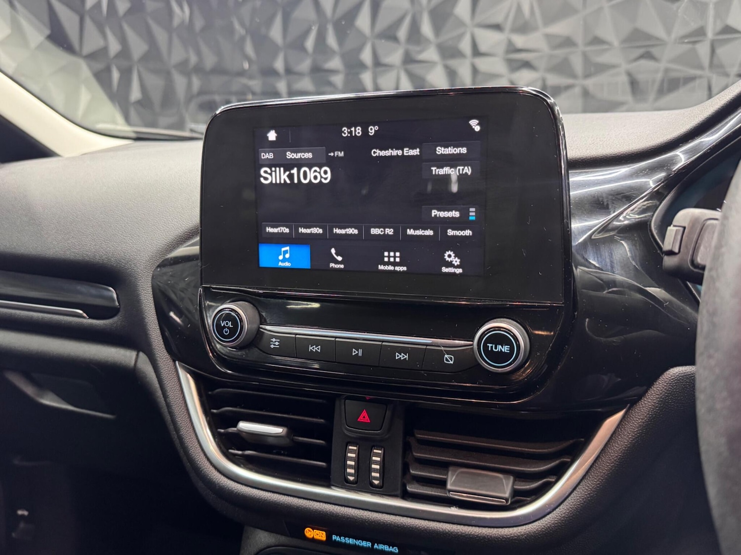 Used Ford Fiesta 2017 for sale - 77029505: Photo 38