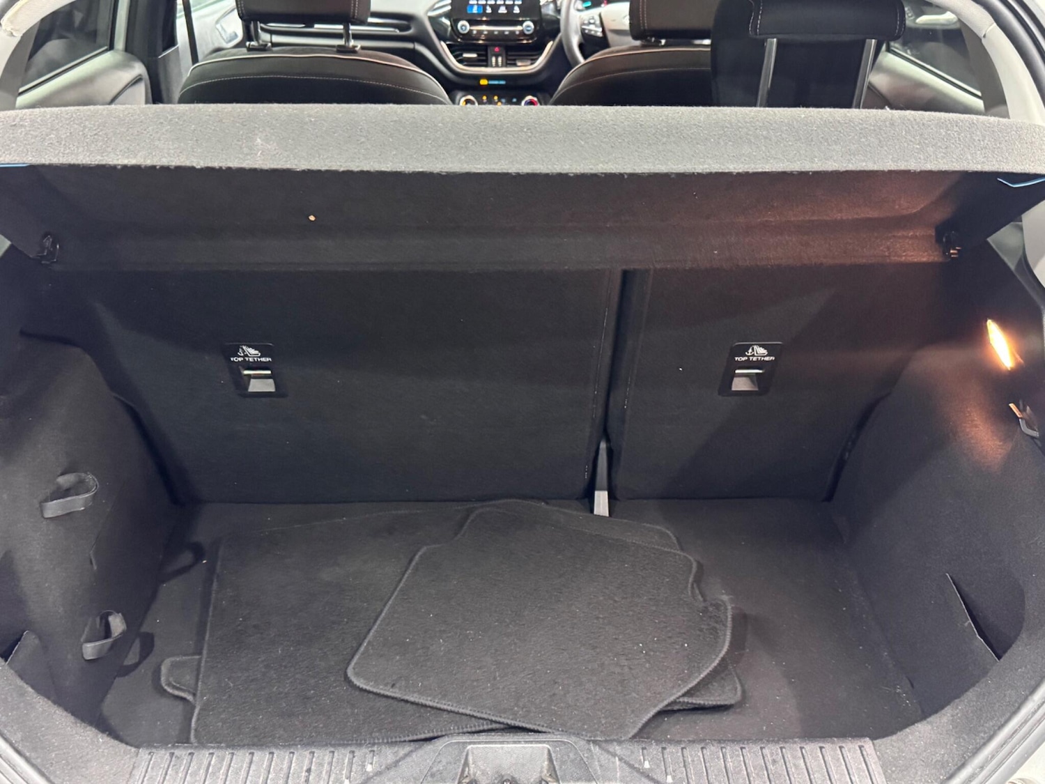 Used Ford Fiesta 2017 for sale - 77029505: Photo 40