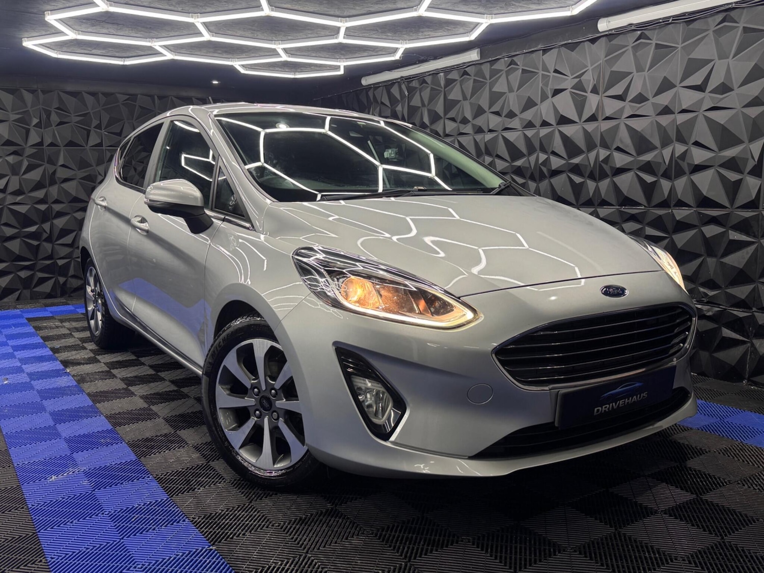 Used Ford Fiesta 2017 for sale - 77029505: Photo 5