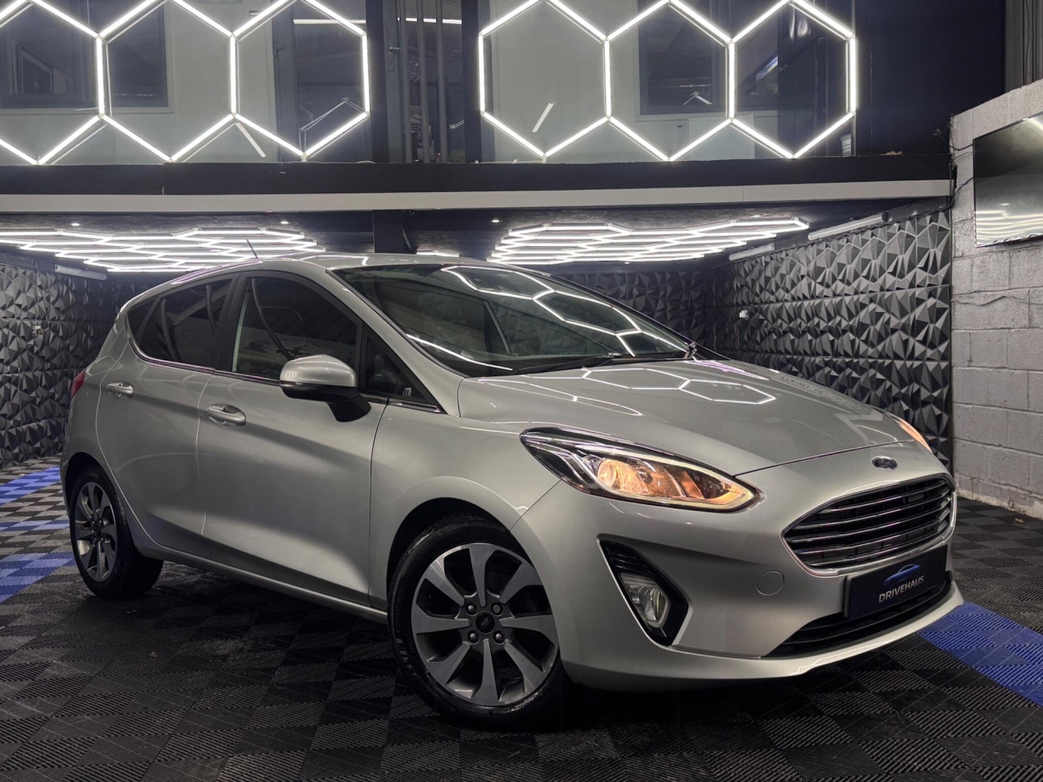 Used Ford Fiesta 2017 for sale - 77029505: Photo 8