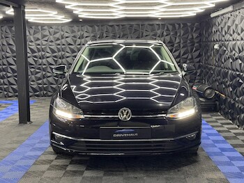 Used Volkswagen Golf 2019 for sale - 78334348: Photo