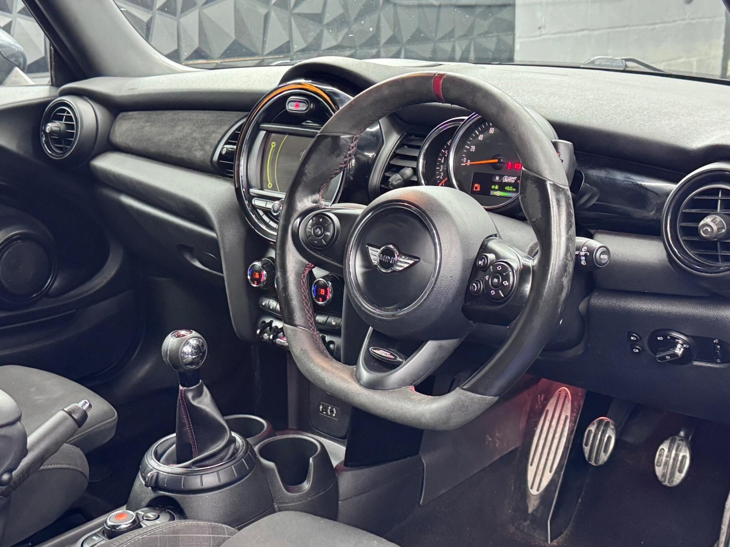 Used MINI Hatch 2016 for sale - 76989565: Photo 33