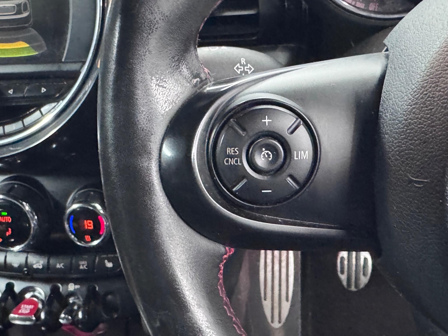 Used MINI Hatch 2016 for sale - 76989565: Photo 40