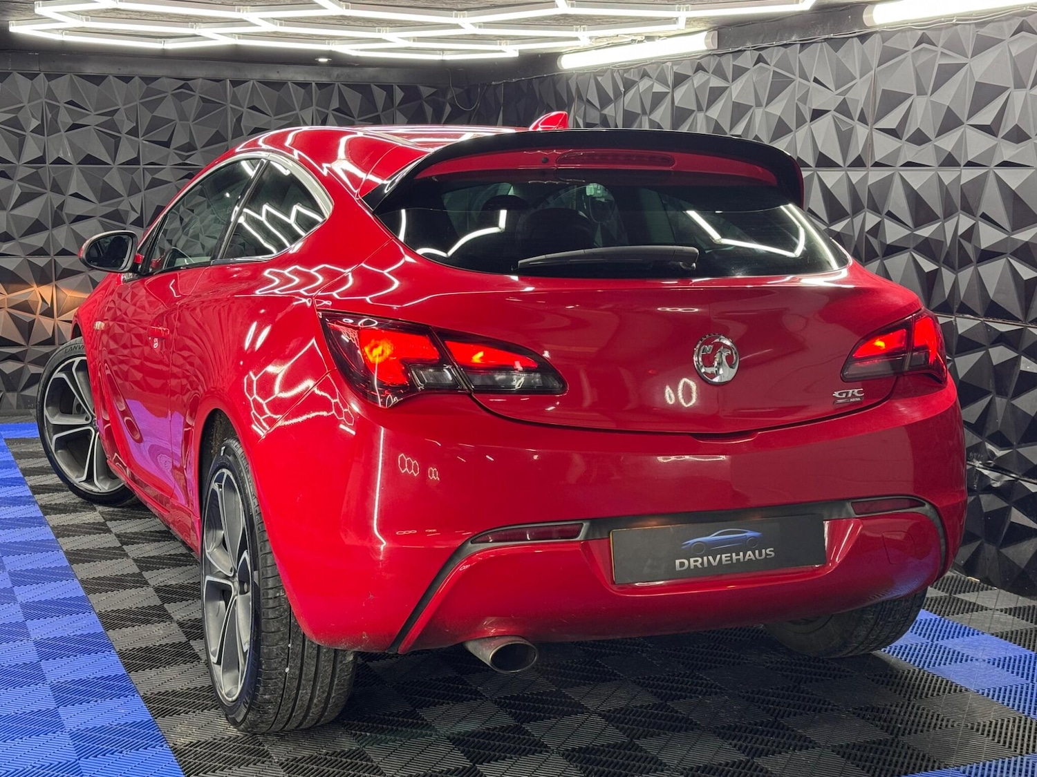 Used Vauxhall Astra GTC for sale - 77537419: Photo 4