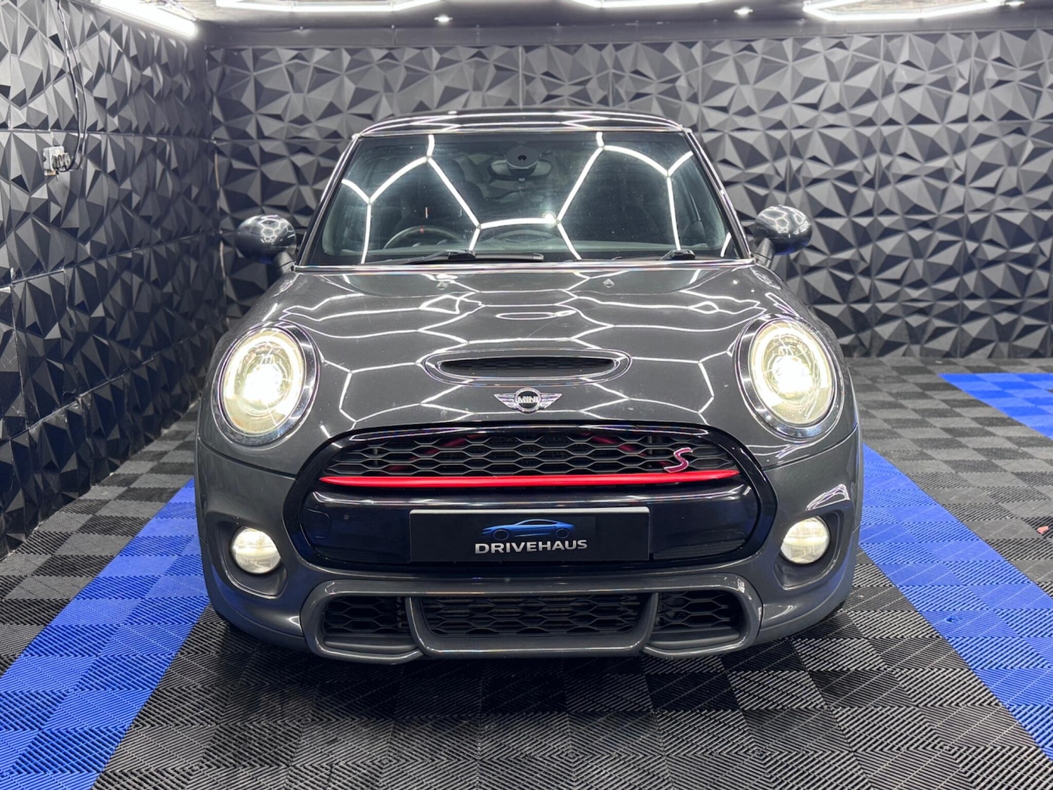 Used MINI Hatch 2016 for sale - 76377770: Photo 2
