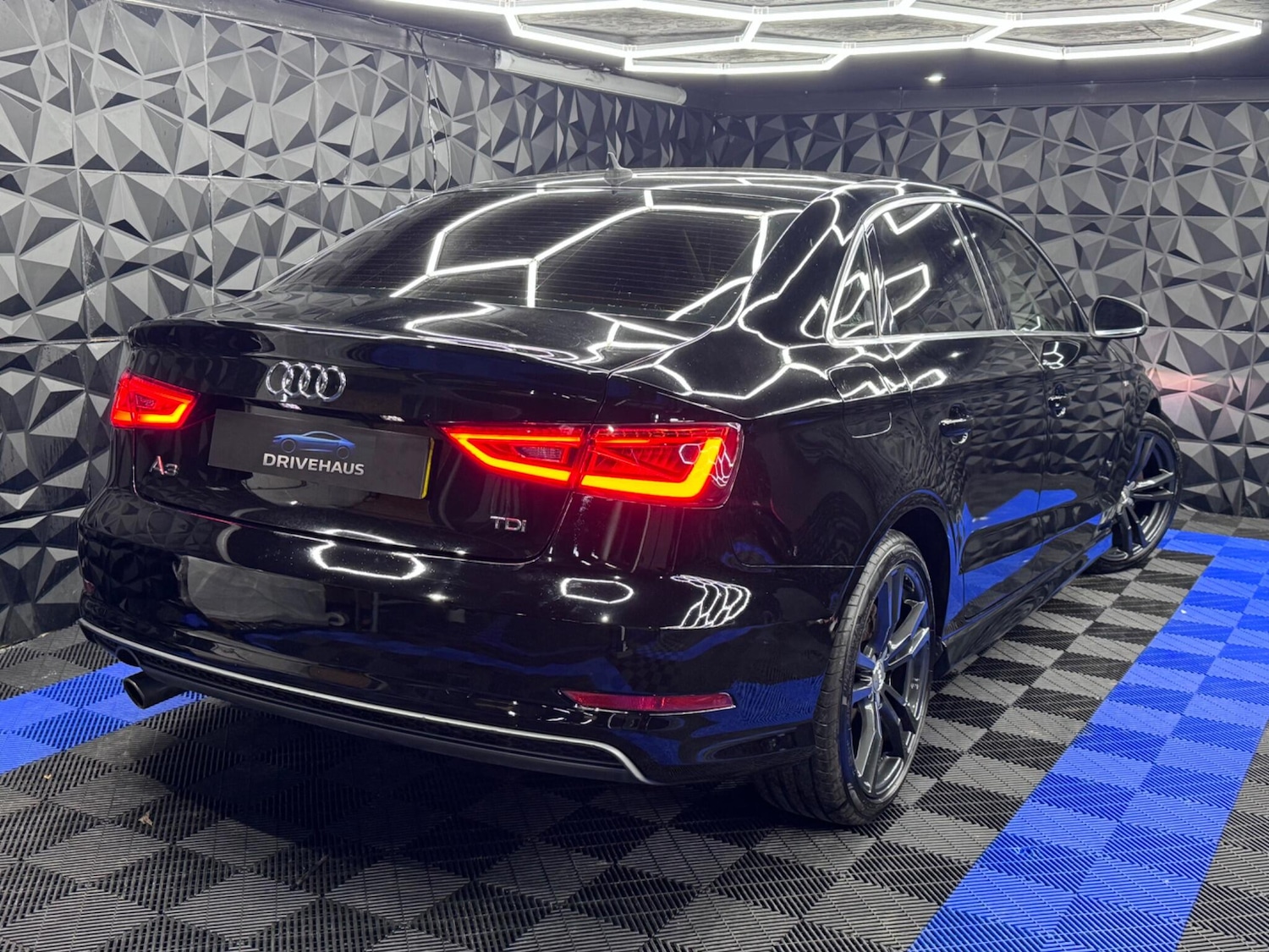 Used Audi A3 2014 for sale - 76597341: Photo 21