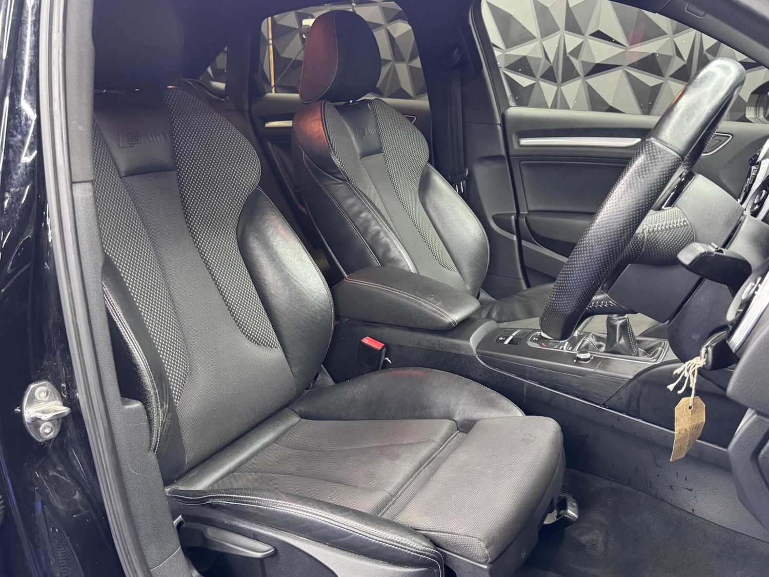 Used Audi A3 2014 for sale - 76597341: Photo 28