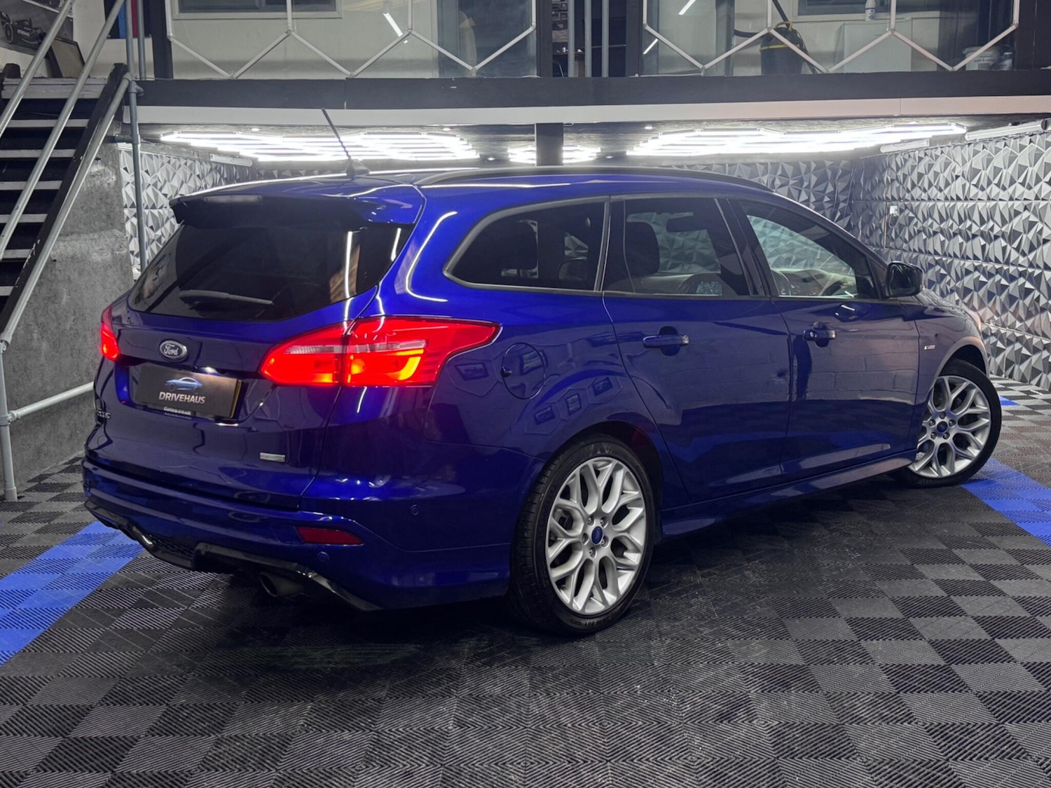 Used Ford Focus 2017 for sale - 76512379: Photo 14