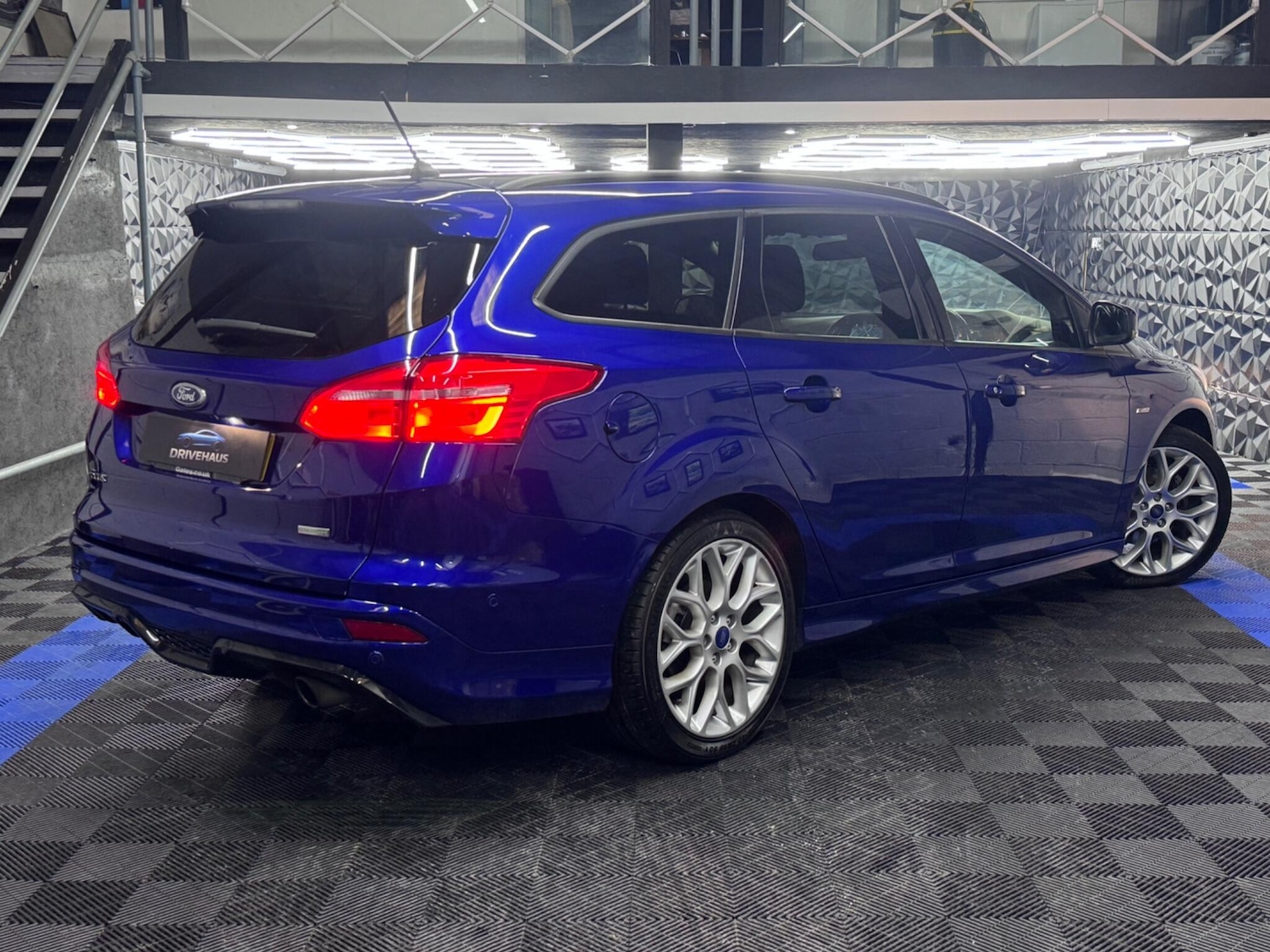 Used Ford Focus 2017 for sale - 76512379: Photo 15