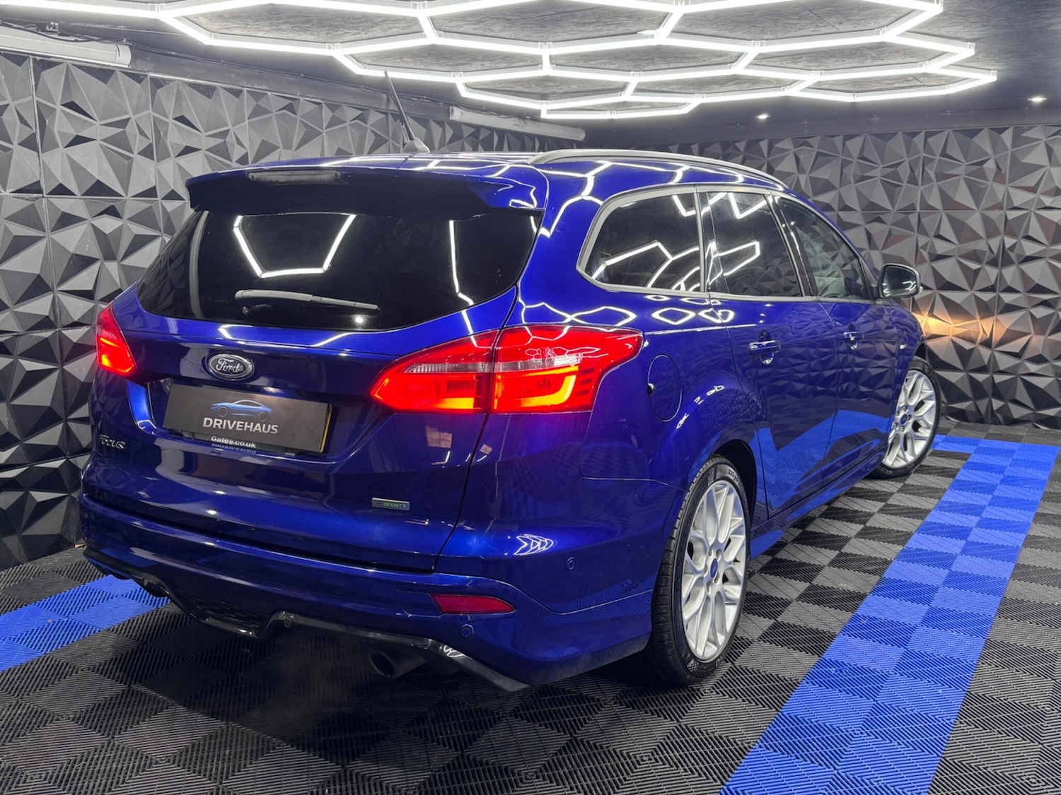 Used Ford Focus 2017 for sale - 76512379: Photo 16