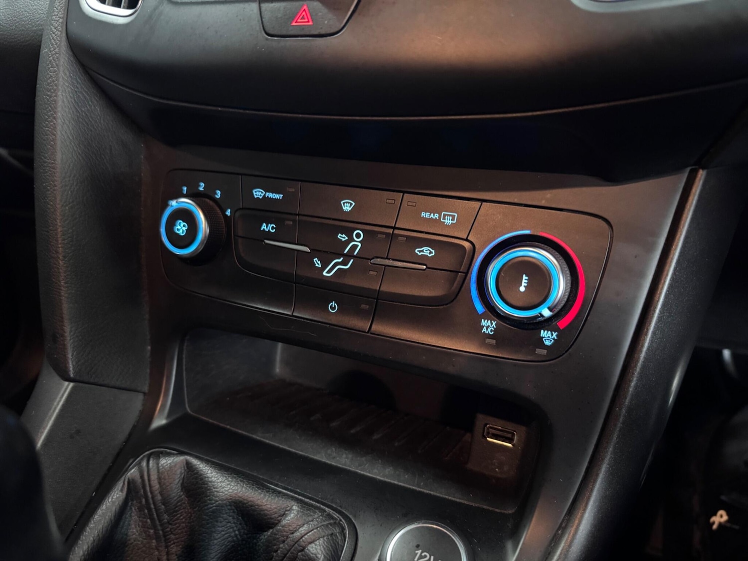 Used Ford Focus 2017 for sale - 76512379: Photo 22