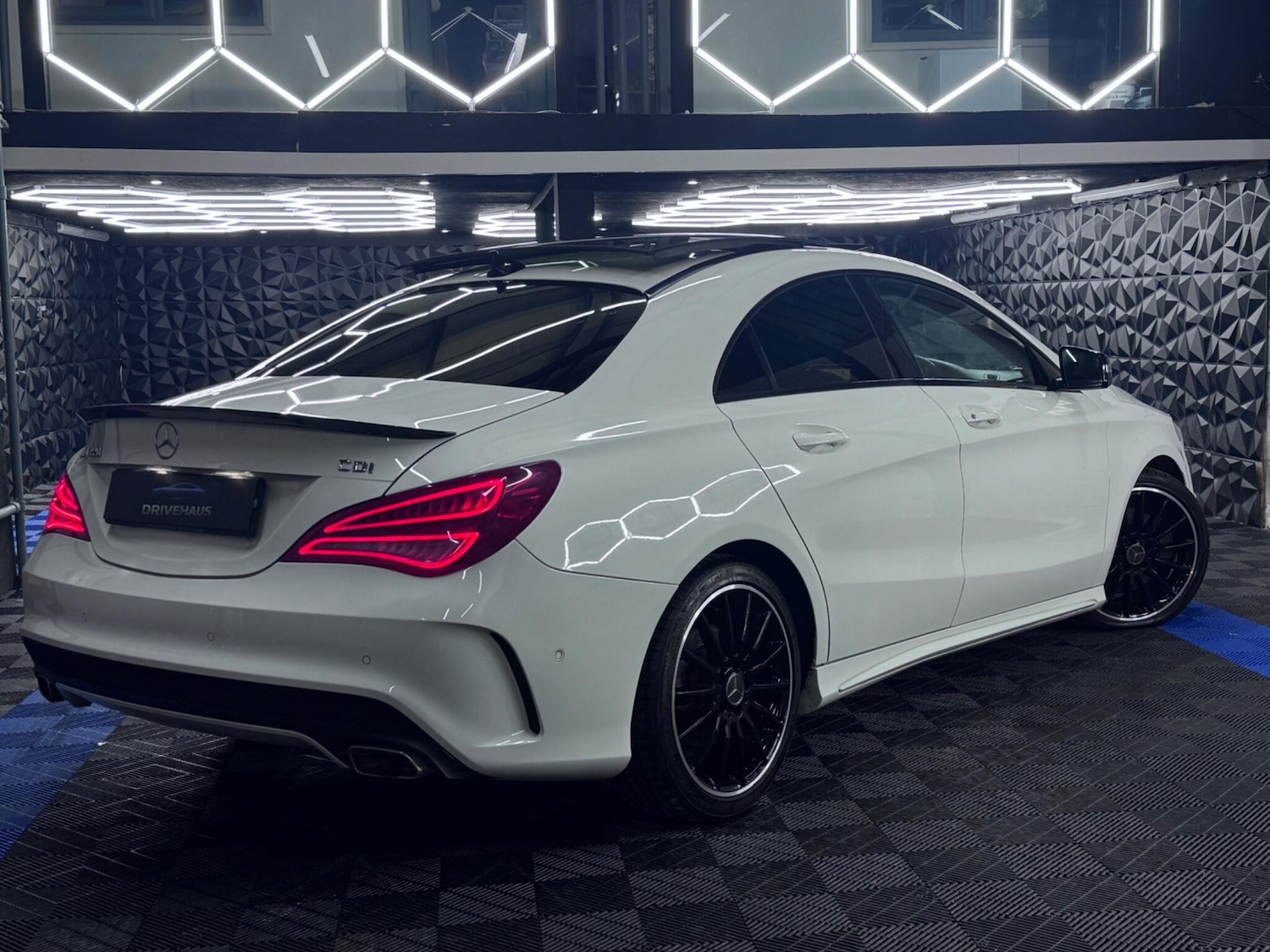 Used Mercedes-Benz CLA 2013 for sale - 76886412: Photo 26