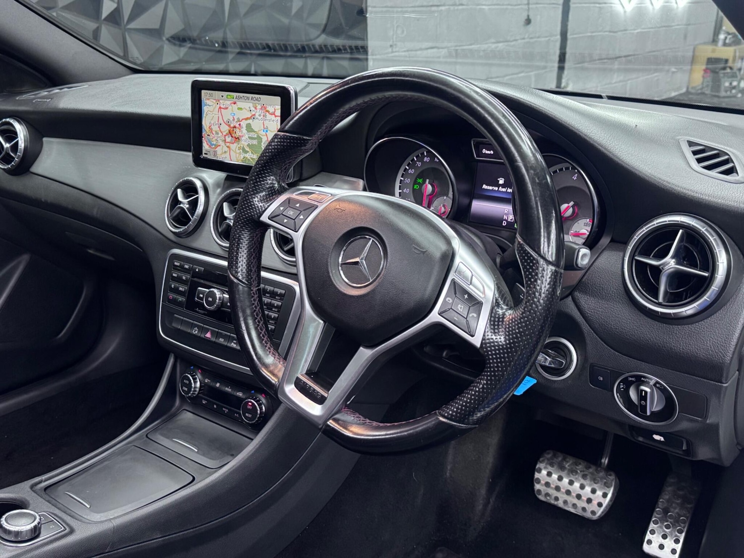 Used Mercedes-Benz CLA 2013 for sale - 76886412: Photo 39