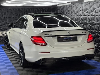 Used Mercedes-Benz E Class 2019 for sale - 76964863: Photo