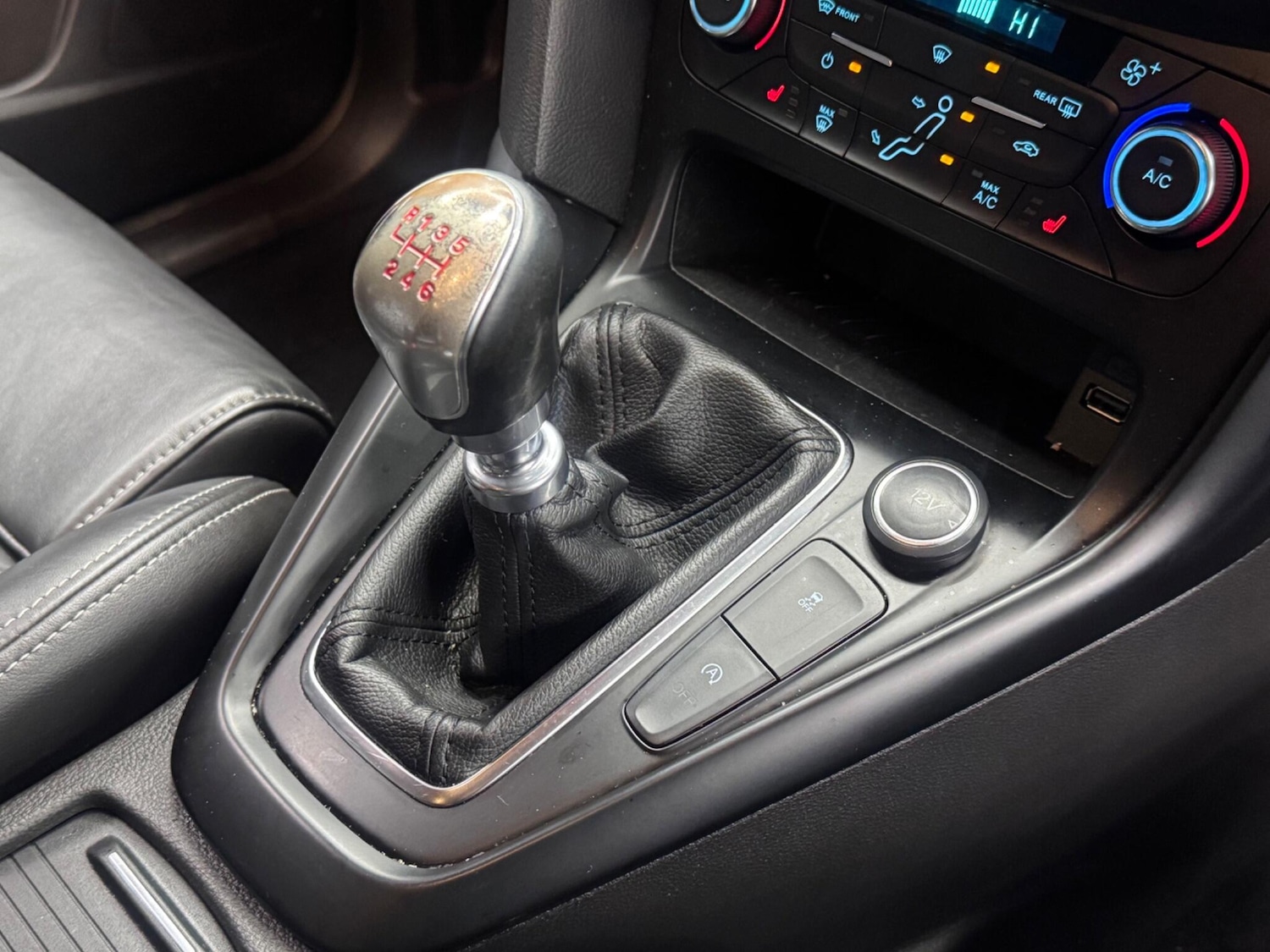 Used Ford Focus 2016 for sale - 77290917: Photo 24