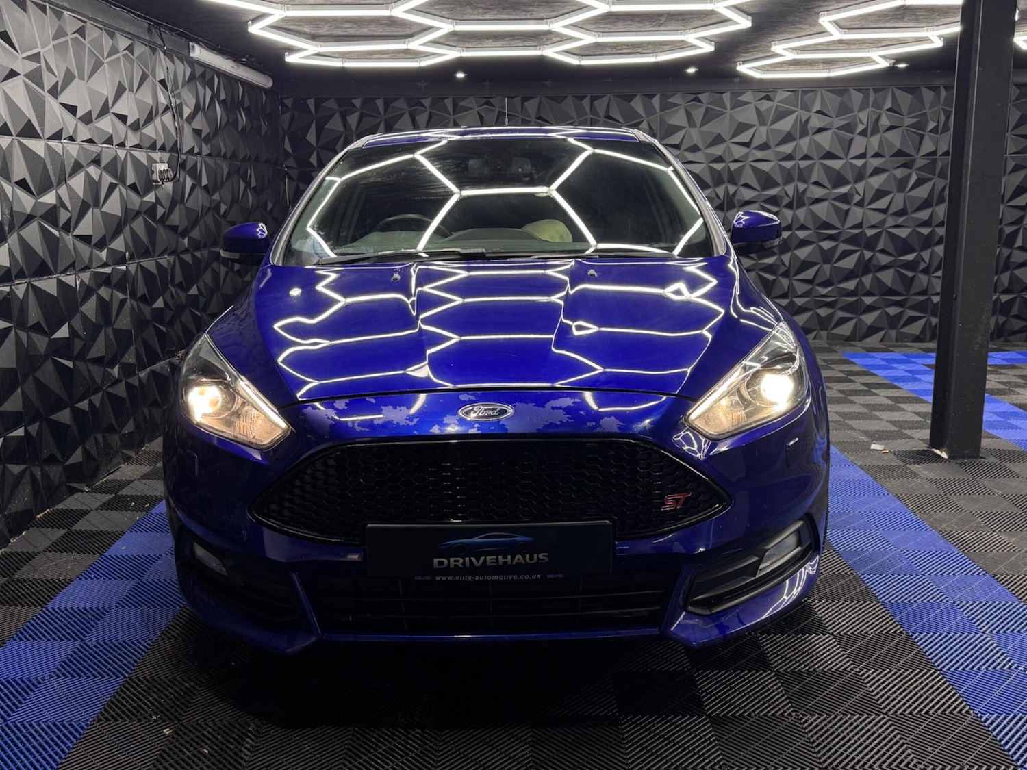 Used Ford Focus 2016 for sale - 77290917: Photo 4