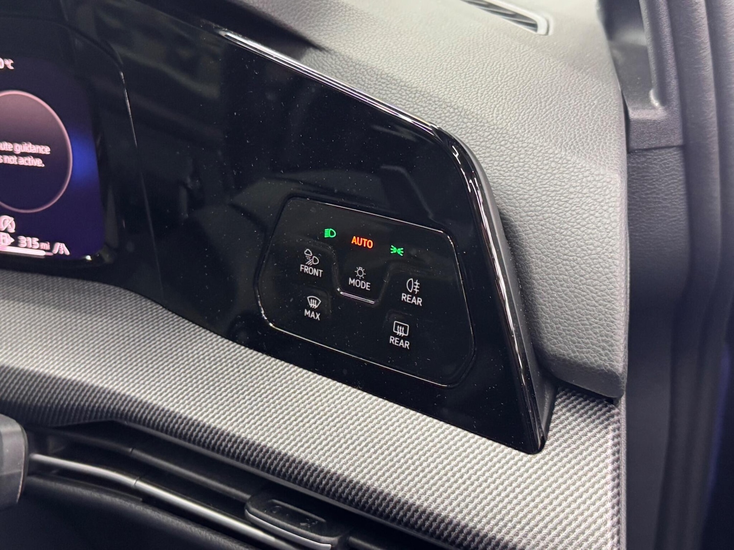 Used Volkswagen Golf for sale - 77314722: Photo 28