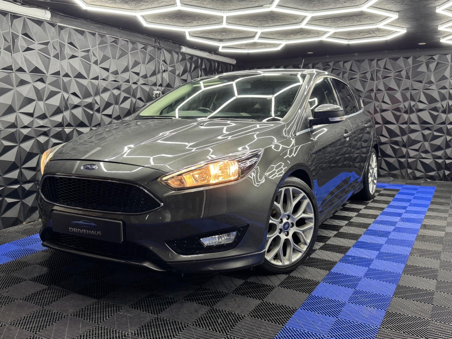 Used Ford Focus 2015 for sale - 77291073: Photo 12