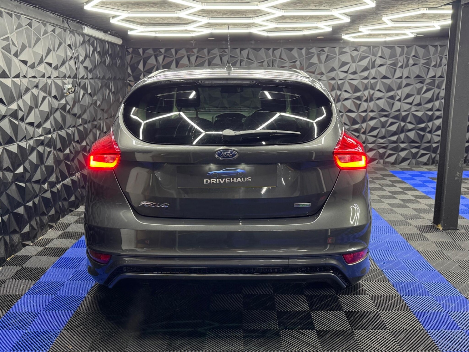 Used Ford Focus 2015 for sale - 77291073: Photo 18