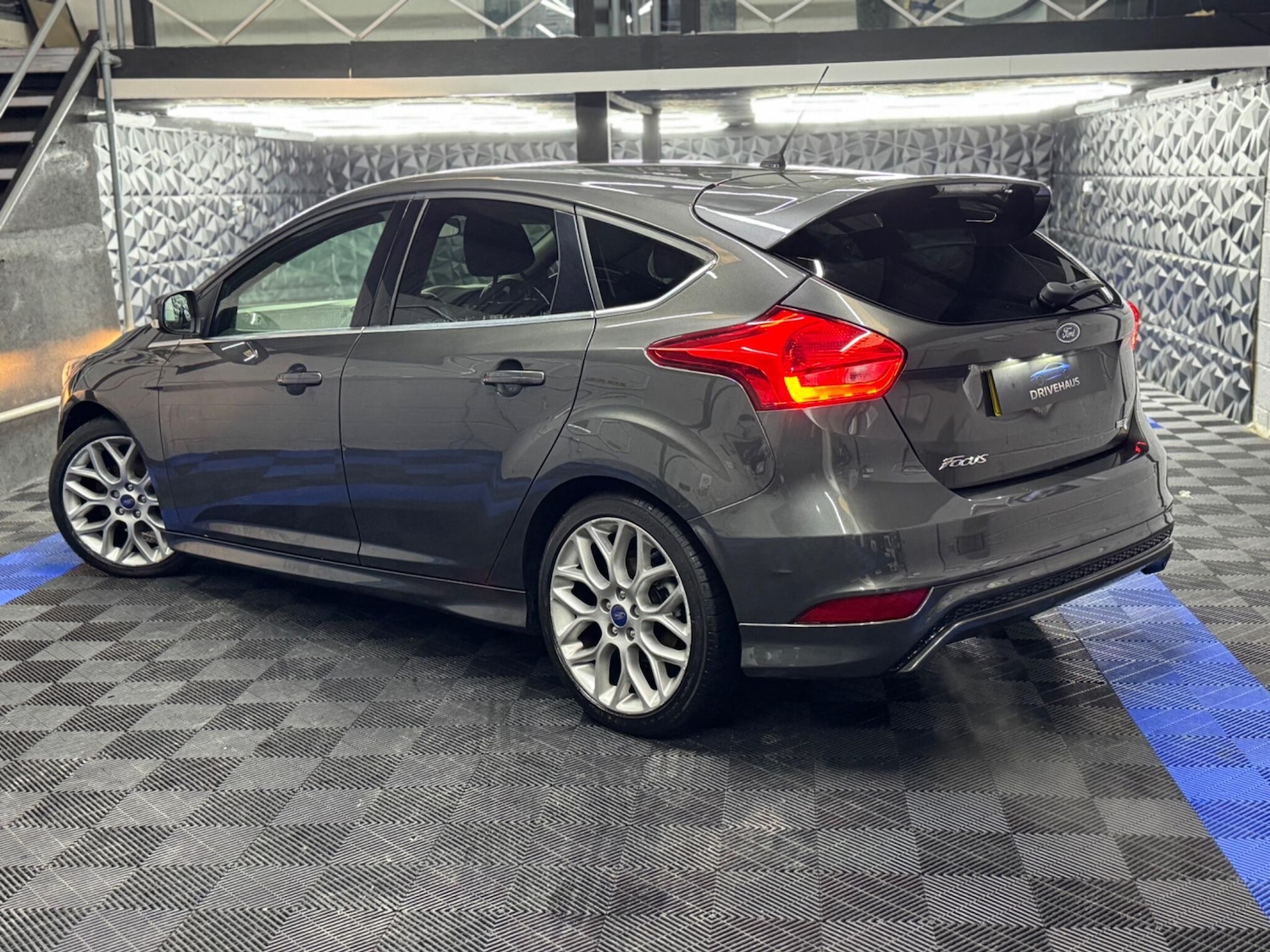 Used Ford Focus 2015 for sale - 77291073: Photo 5