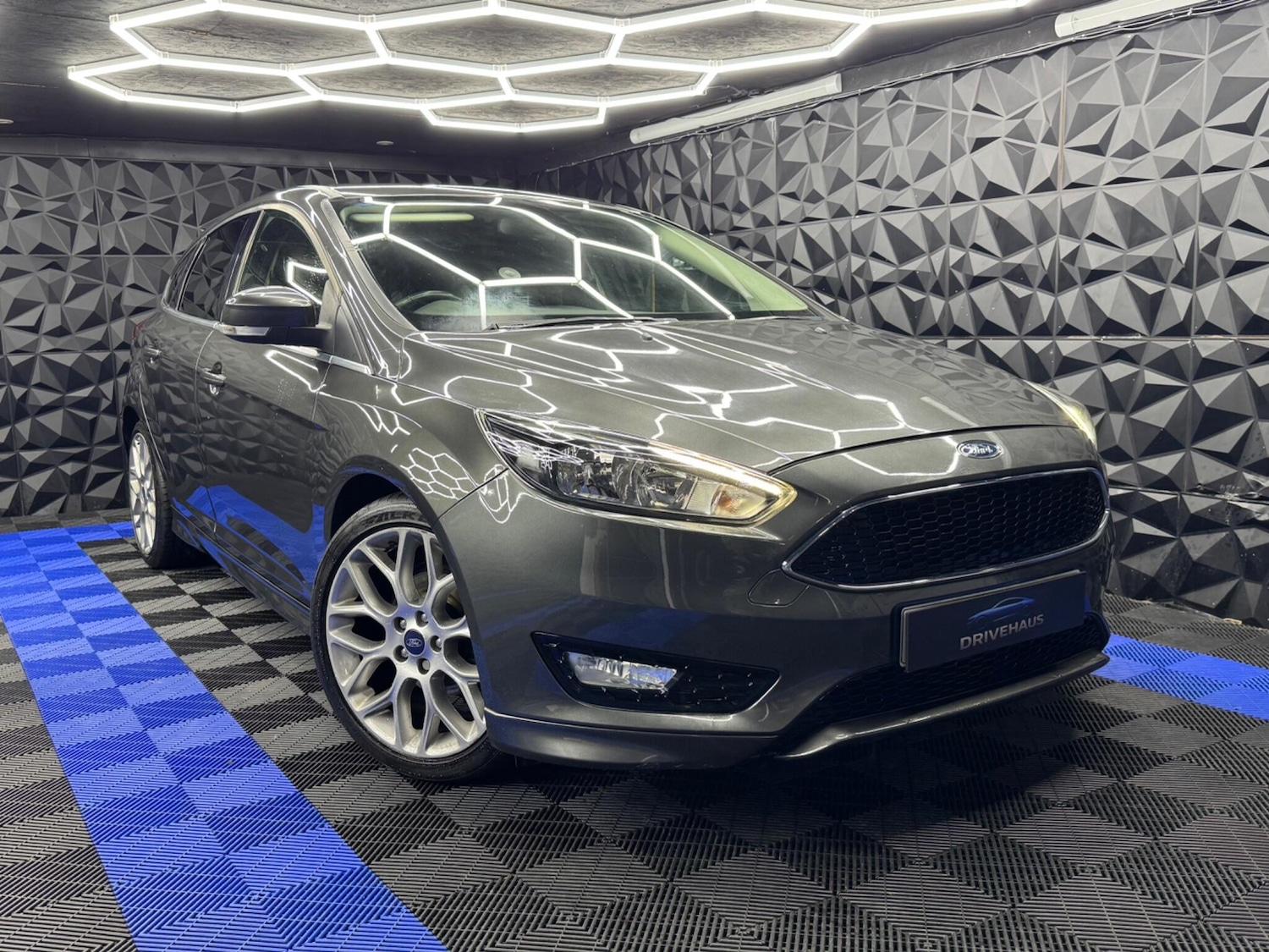 Used Ford Focus 2015 for sale - 77291073: Photo 8