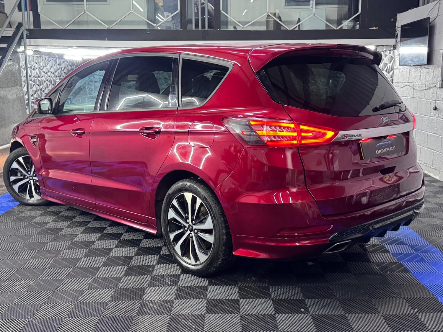 Used Ford S-Max 2019 for sale - 76997646: Photo 16