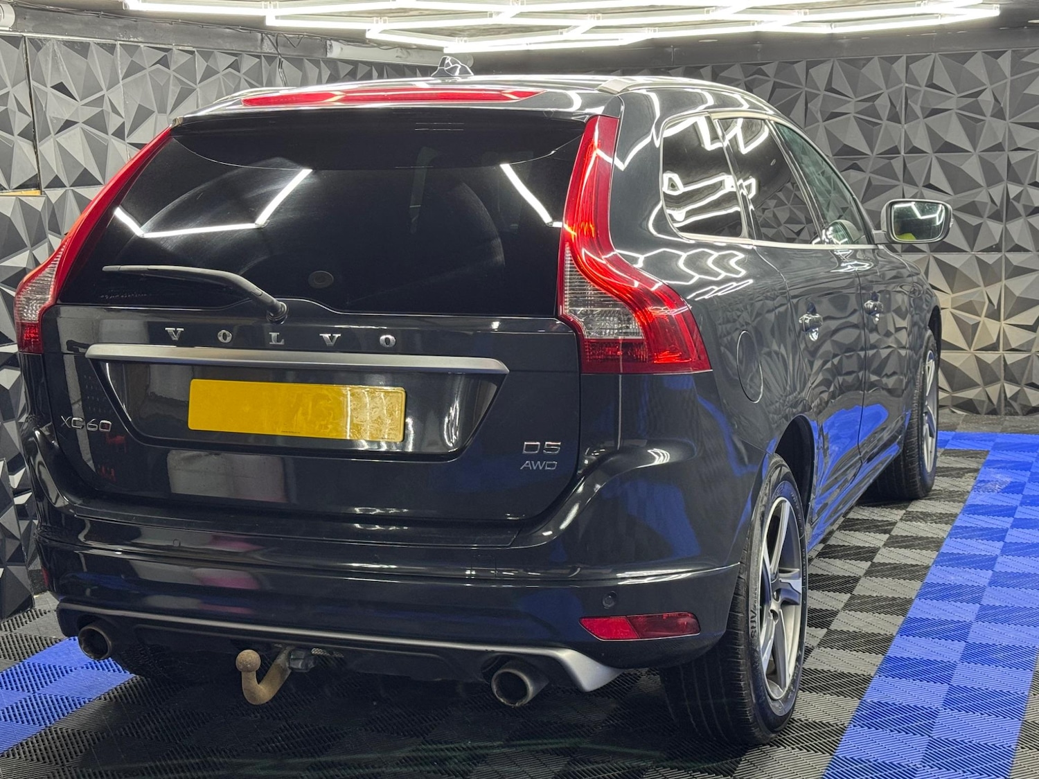 Used Volvo XC60 2014 for sale - 77290947: Photo 15