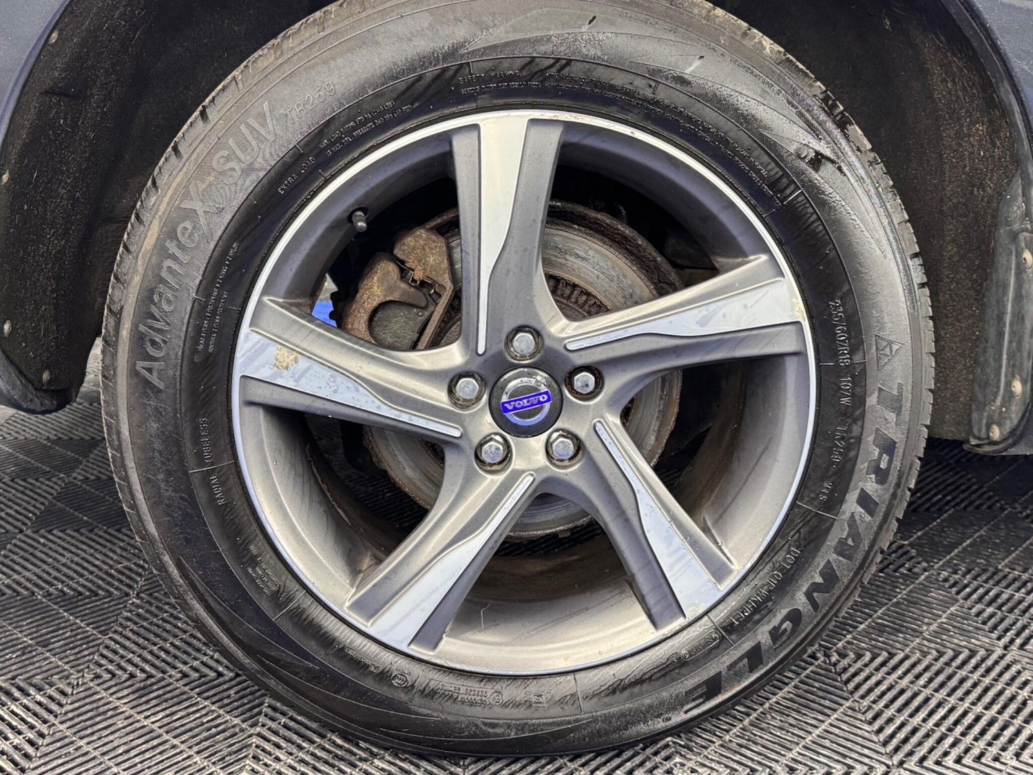 Used Volvo XC60 2014 for sale - 77290947: Photo 32