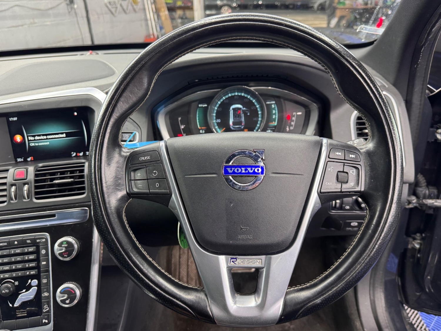 Used Volvo XC60 2014 for sale - 77290947: Photo 37